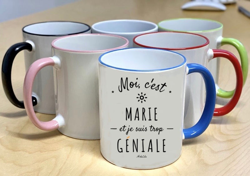 Cadeau anniversaire : Mug - Marie est trop Géniale - 6 Coloris - Cadeau Original - Cadeau Personnalisable - Cadeaux-Positifs.com -Unique-Blanc-